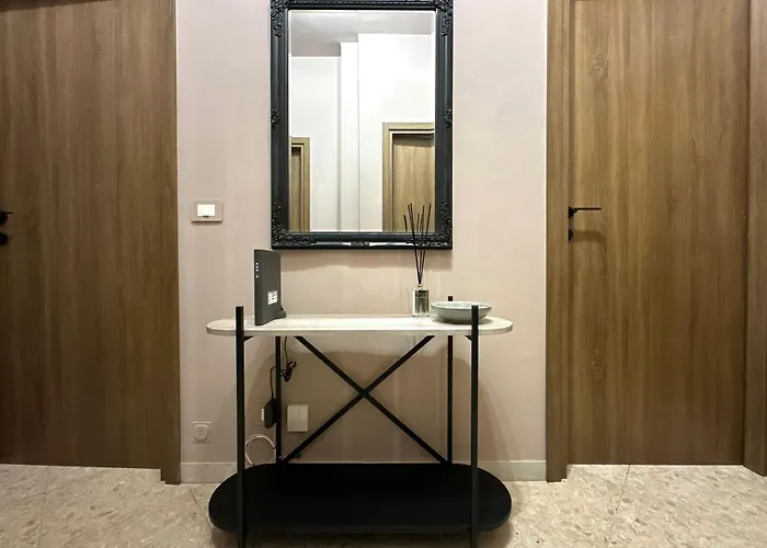 Nicodemo12 & Posto Auto Διαμέρισμα *