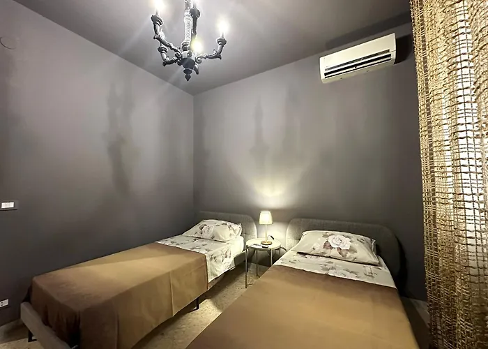 Nicodemo12 & Posto Auto 아파트 바리